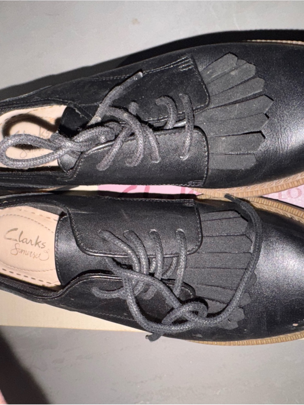 Clarks Black Leather Kiltie Lace-Up Flats for Women
